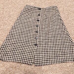 Classic Houndstooth A-Line Skirt
